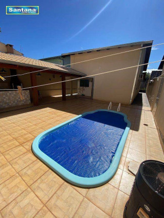 Imagem Casa com 3 Quartos à Venda, 140 m² em Do Turista 2 - Caldas Novas