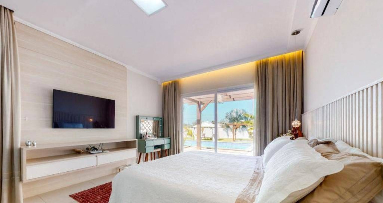 Imagem Casa com 3 Quartos à Venda, 769 m² em Santa Regina - Camboriú Imagem Casa com 3 Quartos à Venda, 769 m² em Santa Regina - Camboriú