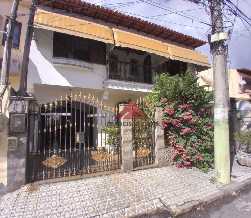 Imagem Casa com 4 Quartos à Venda, 180 m² em Brasilândia - São Gonçalo Imagem Casa com 4 Quartos à Venda, 180 m² em Brasilândia - São Gonçalo