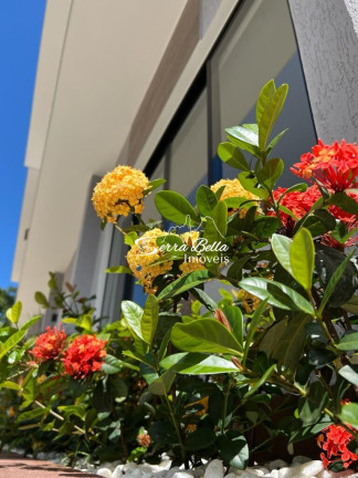 Casa com 4 Quartos à Venda,  em Várzea - Teresópolis