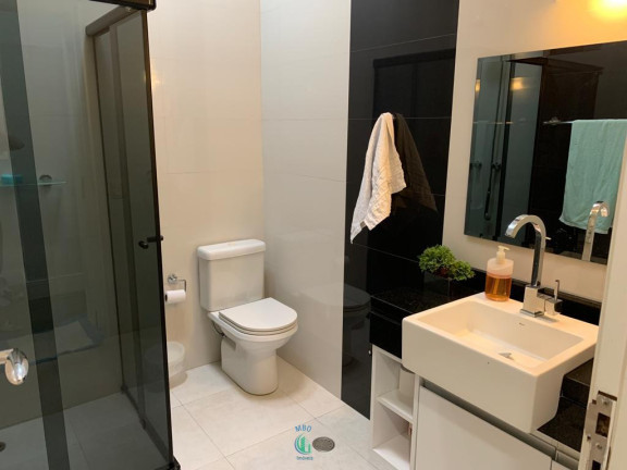 Imagem Casa com 5 Quartos à Venda, 248 m² Imagem Casa com 5 Quartos à Venda, 248 m²