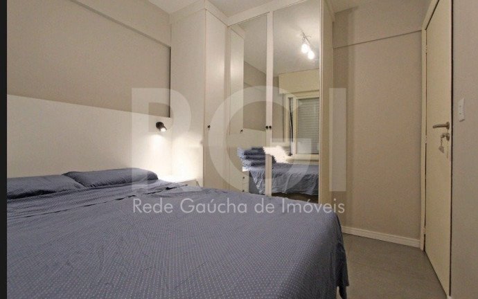 Imagem Apartamento com 1 Quarto à Venda ou Locação, 53 m² em Centro Histórico - Porto Alegre Imagem Apartamento com 1 Quarto à Venda ou Locação, 53 m² em Centro Histórico - Porto Alegre