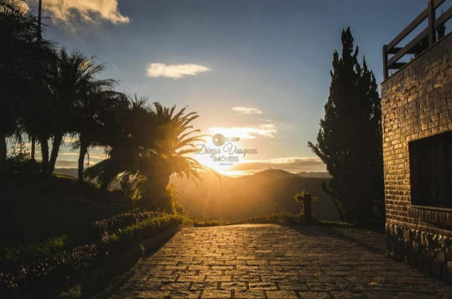 Imagem Casa com 5 Quartos à Venda, 1.000 m² em Fazenda Suiça - Teresópolis Imagem Casa com 5 Quartos à Venda, 1.000 m² em Fazenda Suiça - Teresópolis