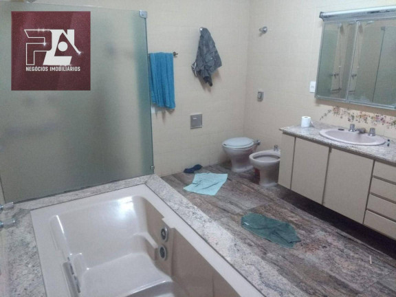 Imagem Casa com 3 Quartos à Venda, 200 m² em Vila Paraíba - Guaratinguetá Imagem Casa com 3 Quartos à Venda, 200 m² em Vila Paraíba - Guaratinguetá