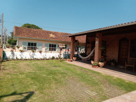 Imagem Casa com 3 Quartos à Venda, 588 m² em Cachoeira Do Bom Jesus - Florianópolis Imagem Casa com 3 Quartos à Venda, 588 m² em Cachoeira Do Bom Jesus - Florianópolis