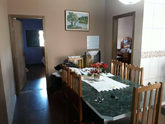 Imagem Casa com 4 Quartos à Venda, 240 m² em Cpa I - Cuiabá