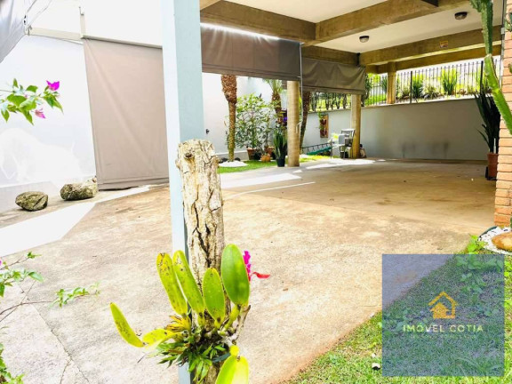 Imagem Casa com 3 Quartos à Venda, 600 m² em Chácara Roselândia - Cotia Imagem Casa com 3 Quartos à Venda, 600 m² em Chácara Roselândia - Cotia