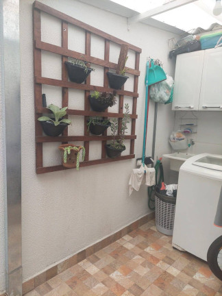 Imagem Sobrado com 2 Quartos à Venda, em Caguassu - Sorocaba Imagem Sobrado com 2 Quartos à Venda, em Caguassu - Sorocaba
