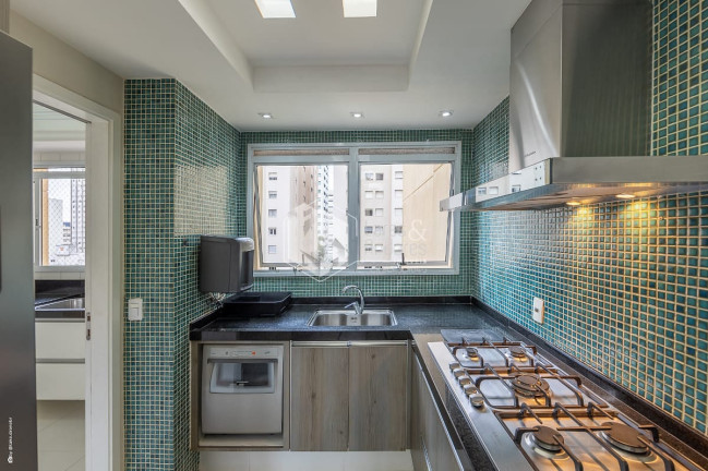 Imagem Apartamento com 3 Quartos à Venda, 172 m² em Aclimação - São Paulo