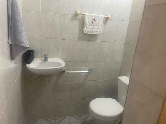 Imagem Casa com 6 Quartos à Venda, 150 m² em Taboão - Diadema