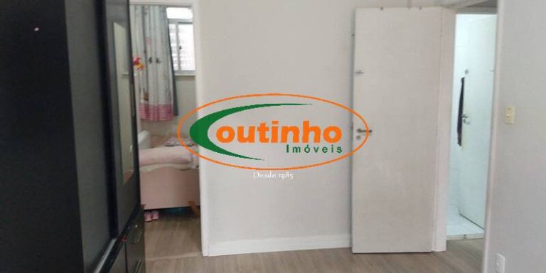 Imagem Apartamento com 2 Quartos à Venda, 74 m² em Tijuca - Rio De Janeiro Imagem Apartamento com 2 Quartos à Venda, 74 m² em Tijuca - Rio De Janeiro