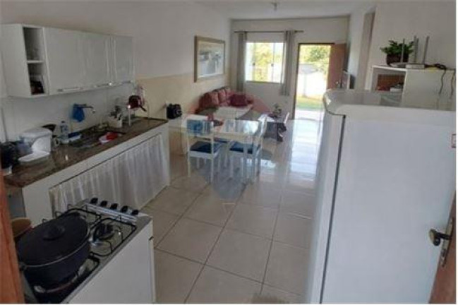 Imagem Casa com 3 Quartos à Venda, 360 m² em Centro - Maricá