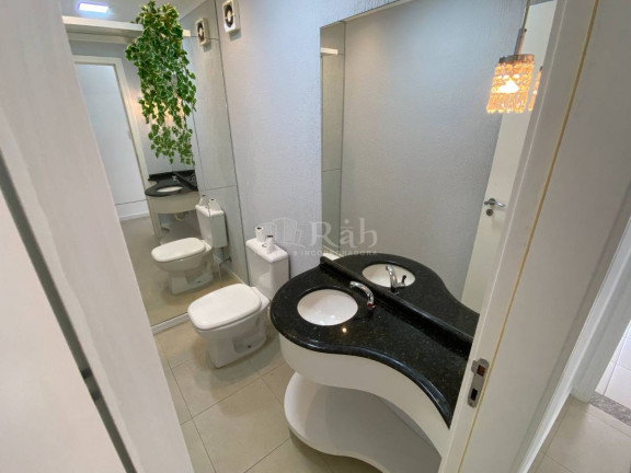 Imagem Apartamento com 3 Quartos para Alugar, 131 m² em Centro - Balneário Camboriú