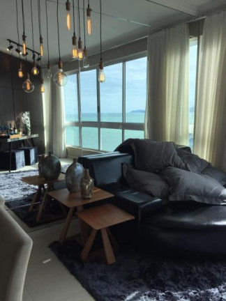 Imagem Imóvel com 4 Quartos para Temporada, 150 m² em Meia Praia - Itapema Imagem Imóvel com 4 Quartos para Temporada, 150 m² em Meia Praia - Itapema