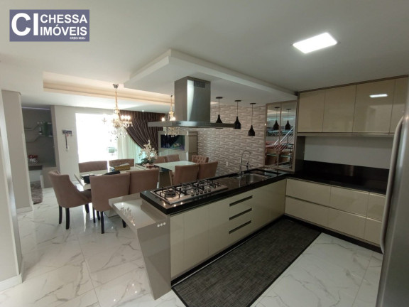 Imagem Casa com 6 Quartos à Venda, 377 m² em Fazenda - Itajaí Imagem Casa com 6 Quartos à Venda, 377 m² em Fazenda - Itajaí