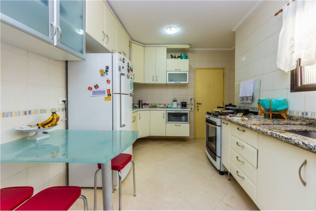 Imagem Imóvel com 3 Quartos à Venda,  em Vila Nova Conceição - São Paulo