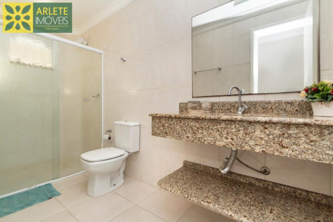 Imagem Apartamento com 2 Quartos para Alugar ou Temporada, 80 m² em Centro - Bombinhas Imagem Apartamento com 2 Quartos para Alugar ou Temporada, 80 m² em Centro - Bombinhas