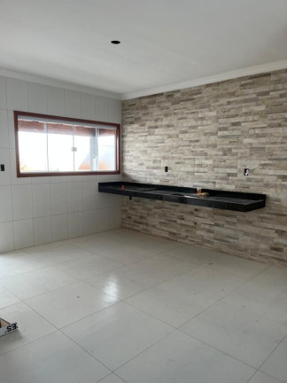 Imagem Casa com 2 Quartos à Venda, 80 m² em Extensão Serramar - Rio Das Ostras Imagem Casa com 2 Quartos à Venda, 80 m² em Extensão Serramar - Rio Das Ostras
