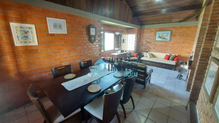 Imagem Casa com 3 Quartos à Venda, 560 m² em Centro - Balneário Pinhal Imagem Casa com 3 Quartos à Venda, 560 m² em Centro - Balneário Pinhal