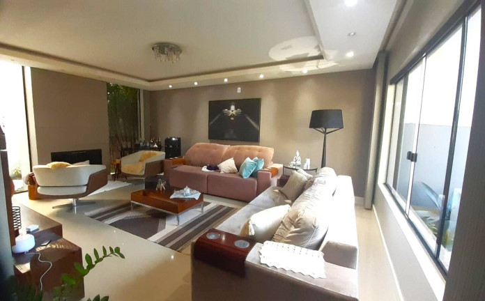 Imagem Casa com 2 Quartos à Venda, 238 m² em Centro - Itaqui Imagem Casa com 2 Quartos à Venda, 238 m² em Centro - Itaqui