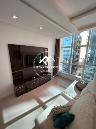 Imagem Apartamento com 3 Quartos à Venda, 131 m² em Meia Praia - Itapema Imagem Apartamento com 3 Quartos à Venda, 131 m² em Meia Praia - Itapema