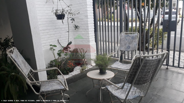 Imagem Casa com 4 Quartos à Venda, 319 m² em Jardim Eulalia - Taubaté Imagem Casa com 4 Quartos à Venda, 319 m² em Jardim Eulalia - Taubaté
