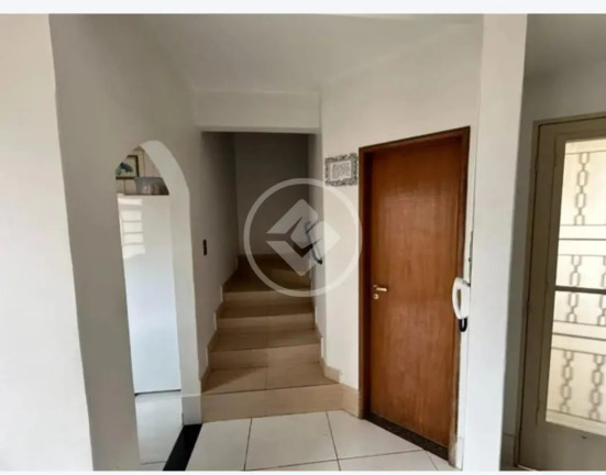 Imagem Sobrado com 3 Quartos à Venda, 166 m² em Jardim América - Goiânia Imagem Sobrado com 3 Quartos à Venda, 166 m² em Jardim América - Goiânia