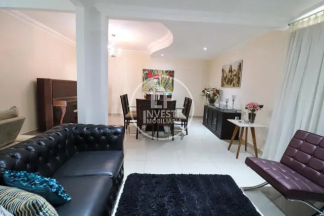 Imagem Casa com 4 Quartos à Venda, 360 m² em Jardim América - Goiânia Imagem Casa com 4 Quartos à Venda, 360 m² em Jardim América - Goiânia