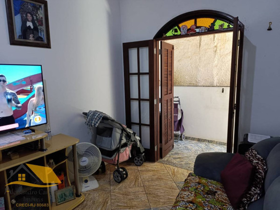 Imagem Casa com 3 Quartos à Venda, 200 m² em Olaria - Nova Friburgo Imagem Casa com 3 Quartos à Venda, 200 m² em Olaria - Nova Friburgo