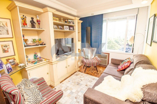 Imagem Apartamento com 3 Quartos à Venda, 108 m² em Moinhos De Vento - Porto Alegre Imagem Apartamento com 3 Quartos à Venda, 108 m² em Moinhos De Vento - Porto Alegre