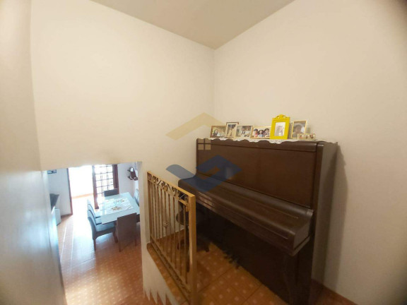 Imagem Casa com 4 Quartos à Venda, 215 m² em Vila Galvão - Jundiaí