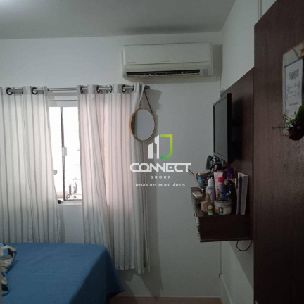 Imagem Casa com 2 Quartos à Venda, 117 m² em Espinheiros - Itajaí Imagem Casa com 2 Quartos à Venda, 117 m² em Espinheiros - Itajaí