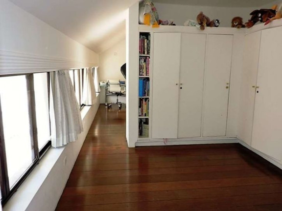 Imagem Casa com 5 Quartos à Venda, 804 m² em Chácara De La Rocca - Carapicuíba Imagem Casa com 5 Quartos à Venda, 804 m² em Chácara De La Rocca - Carapicuíba