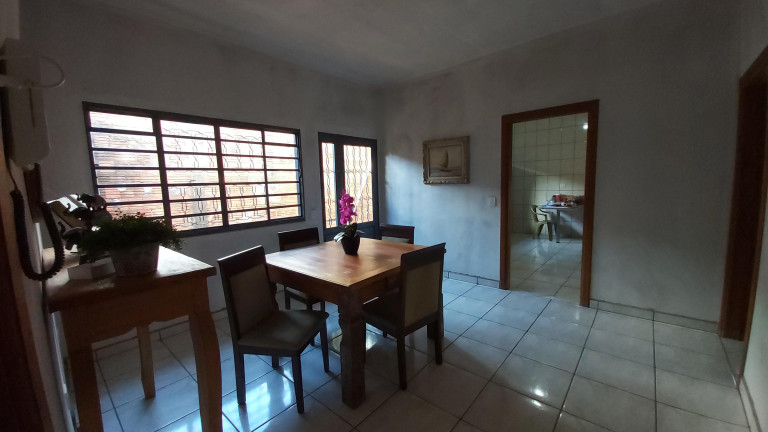 Imagem Casa com 3 Quartos à Venda, 224 m² em Jardim Tijuca - Campo Grande