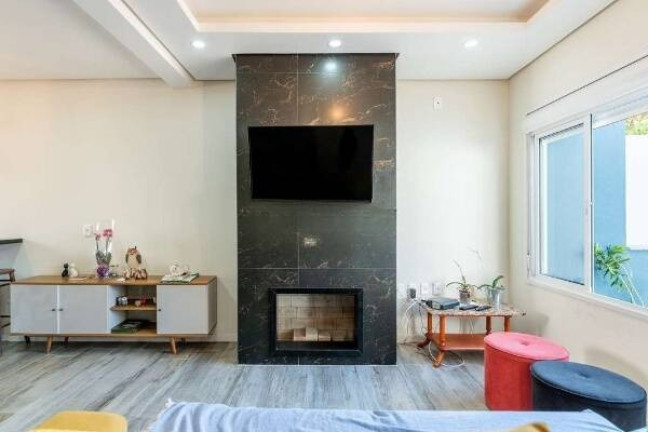 Imagem Casa com 3 Quartos à Venda, 137 m² em Chácara Das Pedras - Porto Alegre