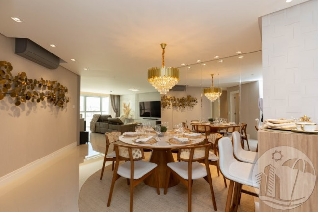 Imagem Apartamento com 3 Quartos à Venda, 165 m² em Pioneiros - Balneário Camboriú Imagem Apartamento com 3 Quartos à Venda, 165 m² em Pioneiros - Balneário Camboriú