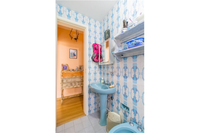 Imagem Imóvel com 1 Quarto à Venda, em Moinhos De Vento - Porto Alegre Imagem Imóvel com 1 Quarto à Venda, em Moinhos De Vento - Porto Alegre