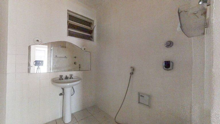 Imagem Imóvel com 3 Quartos à Venda, em Copacabana - Rio De Janeiro Imagem Imóvel com 3 Quartos à Venda, em Copacabana - Rio De Janeiro