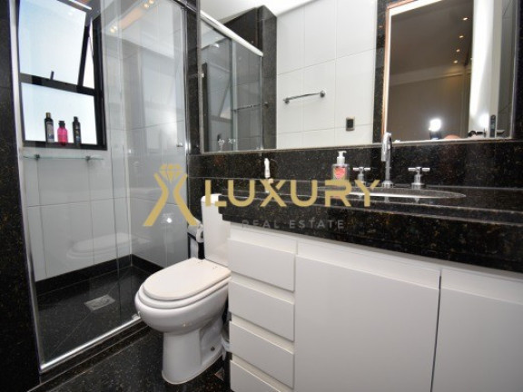 Imagem Imóvel com 5 Quartos à Venda, 373 m² em Belvedere - Belo Horizonte Imagem Imóvel com 5 Quartos à Venda, 373 m² em Belvedere - Belo Horizonte
