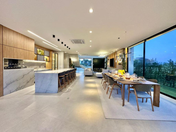 Imagem Casa com 5 Quartos à Venda, 450 m² em Centro - Capao Da Canoa Imagem Casa com 5 Quartos à Venda, 450 m² em Centro - Capao Da Canoa