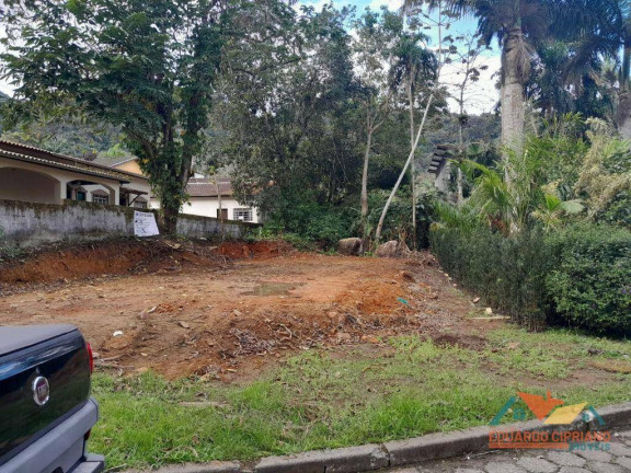 Terreno à Venda, 403 m² em Massaguaçu - Caraguatatuba