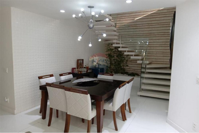 Imagem Casa de Condomínio com 3 Quartos à Venda, 302 m² em Inoa - Maricá