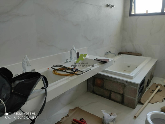 Imagem Casa com 4 Quartos à Venda, 350 m²
