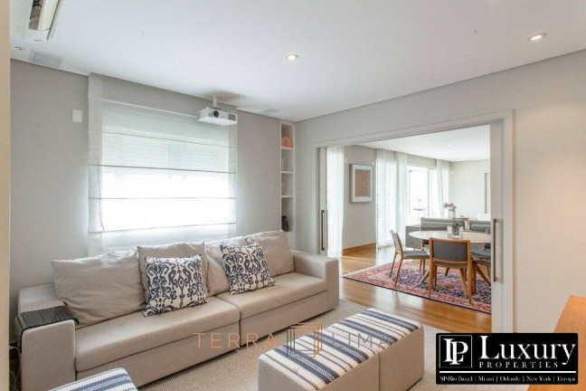Imagem Apartamento com 3 Quartos à Venda, 311 m² em Vila Nova Conceição - São Paulo