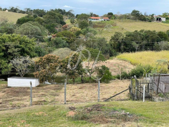 Imagem Imóvel com 4 Quartos à Venda, em Chácaras Rurais Guararema - Jacareí Imagem Imóvel com 4 Quartos à Venda, em Chácaras Rurais Guararema - Jacareí