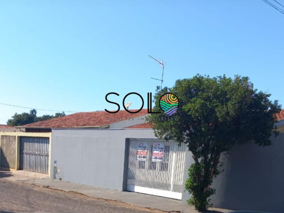 Imagem Casa com 3 Quartos para Alugar, 210 m² em Santa Lucia - Araraquara Imagem Casa com 3 Quartos para Alugar, 210 m² em Santa Lucia - Araraquara