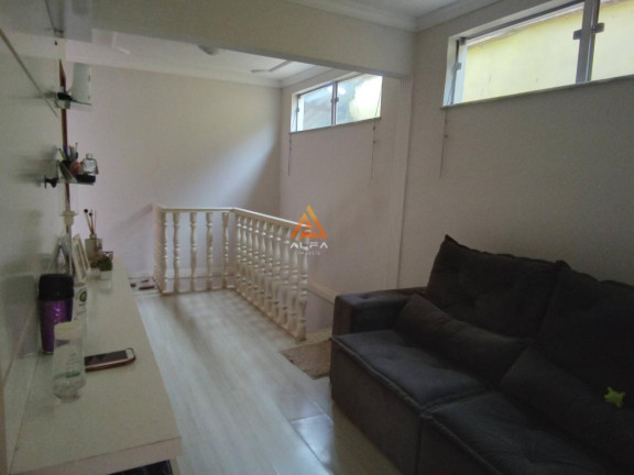 Imagem Casa com 3 Quartos à Venda, 84 m² Imagem Casa com 3 Quartos à Venda, 84 m²