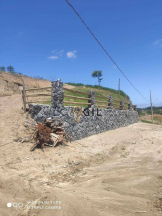 Terreno à Venda, 1.000 m² em Chácaras Santa Maria - Jacareí