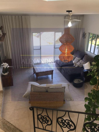 Imagem Casa com 3 Quartos à Venda, 271 m² em Guaecá - São Sebastião Imagem Casa com 3 Quartos à Venda, 271 m² em Guaecá - São Sebastião