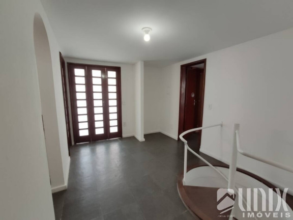 Imagem Casa com 7 Quartos à Venda ou Locação, em Parque Tamandaré - Campos Dos Goytacazes Imagem Casa com 7 Quartos à Venda ou Locação, em Parque Tamandaré - Campos Dos Goytacazes